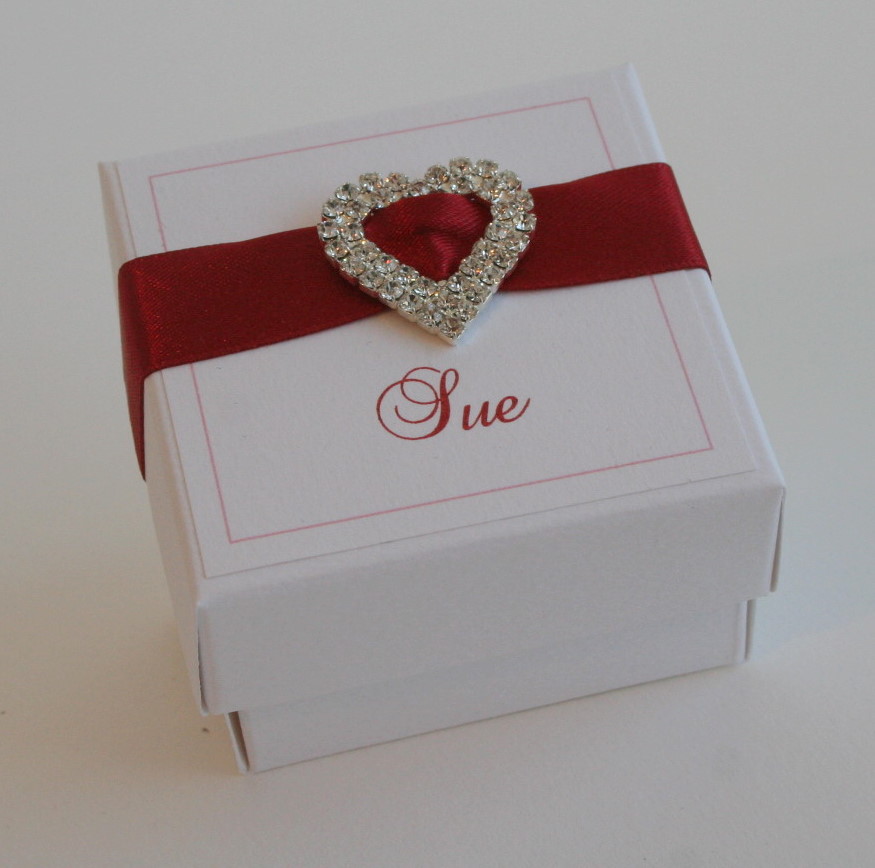 Diamante heart favour box