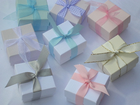 Ribbon Favour boxes